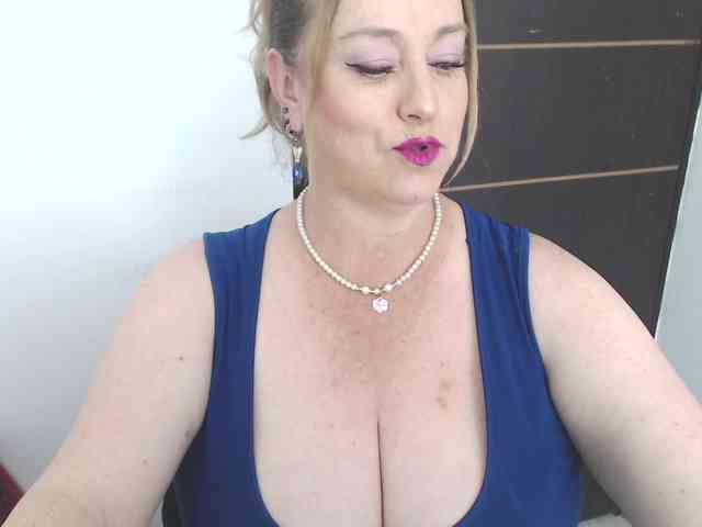 sweetsalo webcam