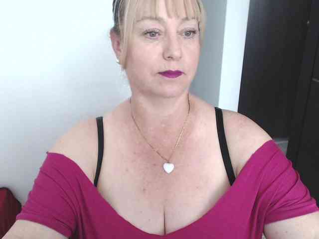 sweetsalo webcam