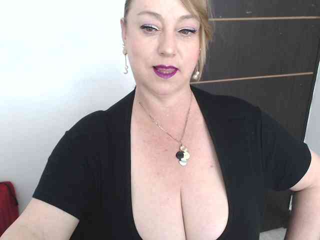 sweetsalo webcam
