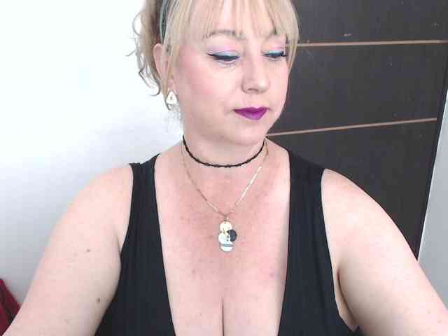 sweetsalo webcam