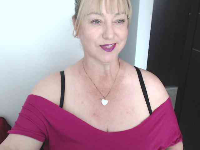 sweetsalo webcam