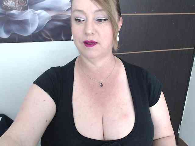 sweetsalo webcam