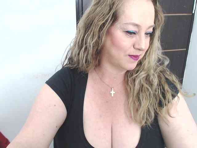 sweetsalo webcam