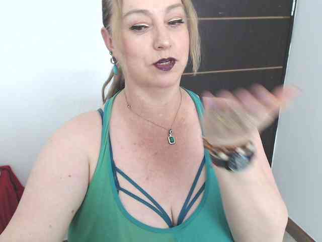 sweetsalo webcam