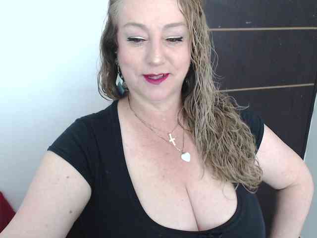 sweetsalo webcam