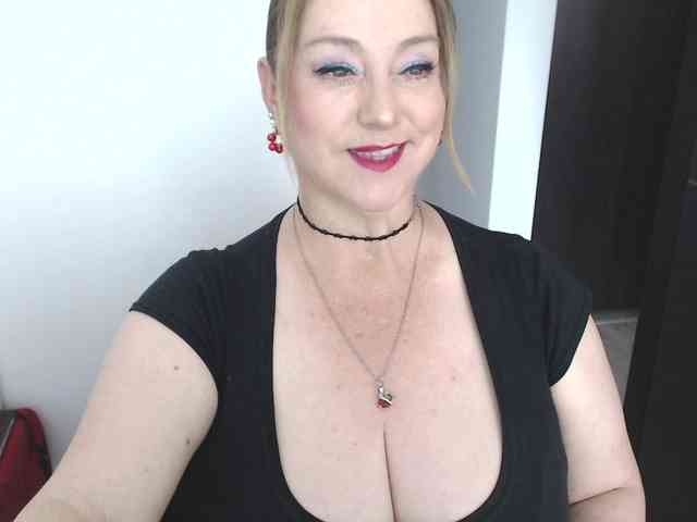 sweetsalo webcam