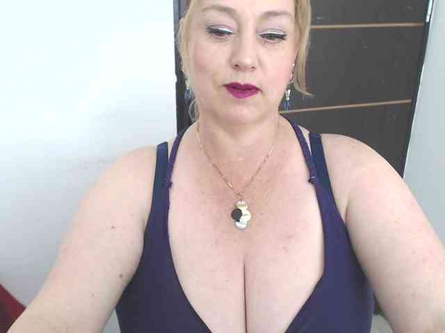 sweetsalo webcam