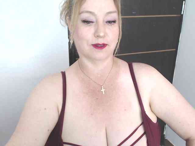 sweetsalo webcam