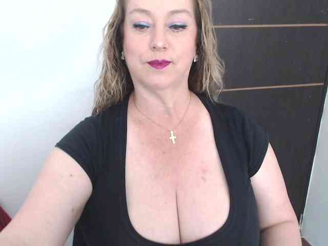sweetsalo webcam