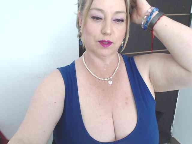 sweetsalo webcam