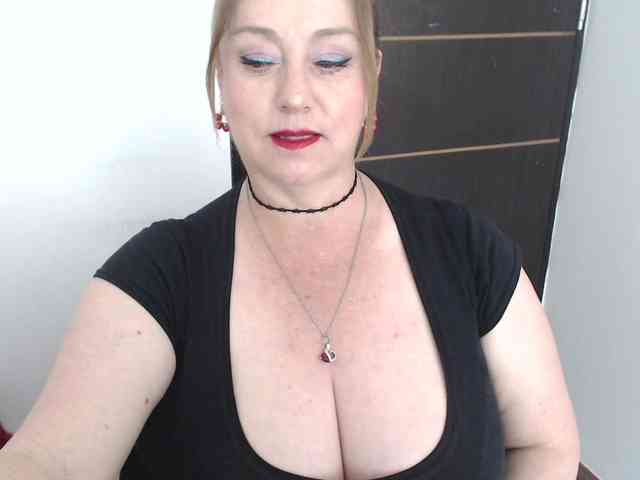 sweetsalo webcam