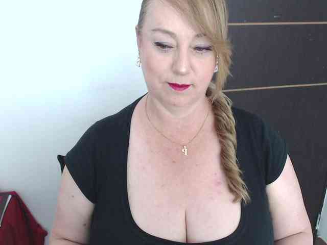 sweetsalo webcam