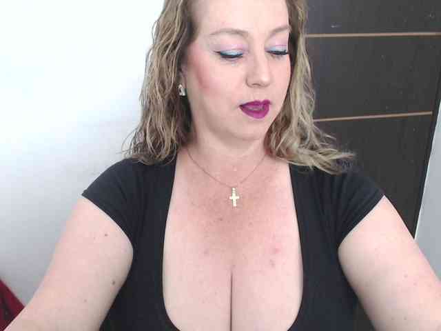 sweetsalo webcam