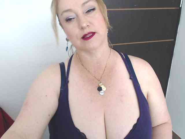 sweetsalo webcam