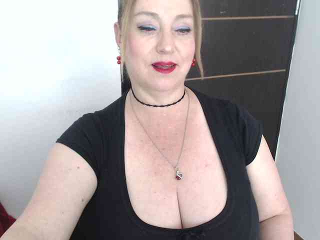 sweetsalo webcam