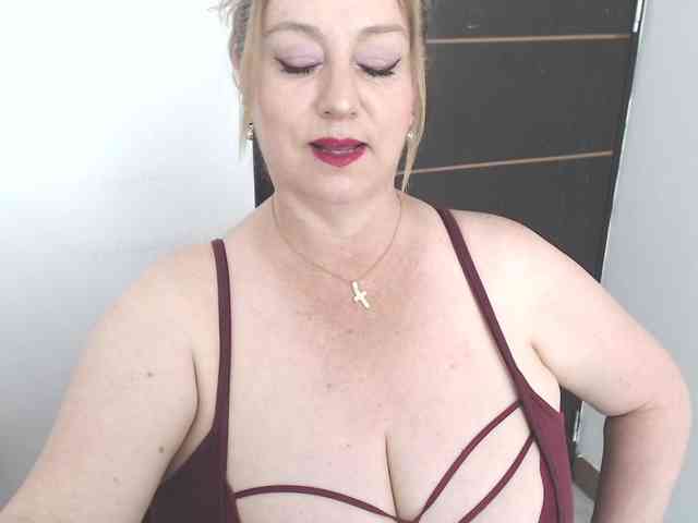 sweetsalo webcam