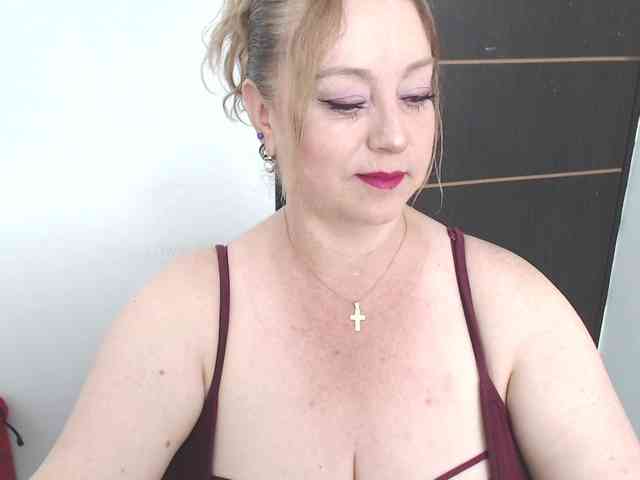 sweetsalo webcam