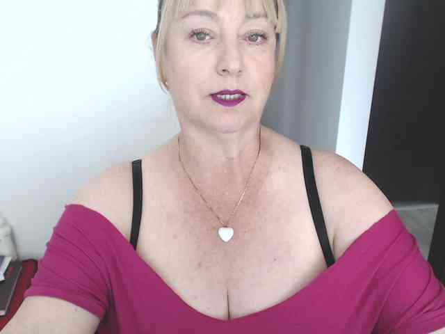 sweetsalo webcam