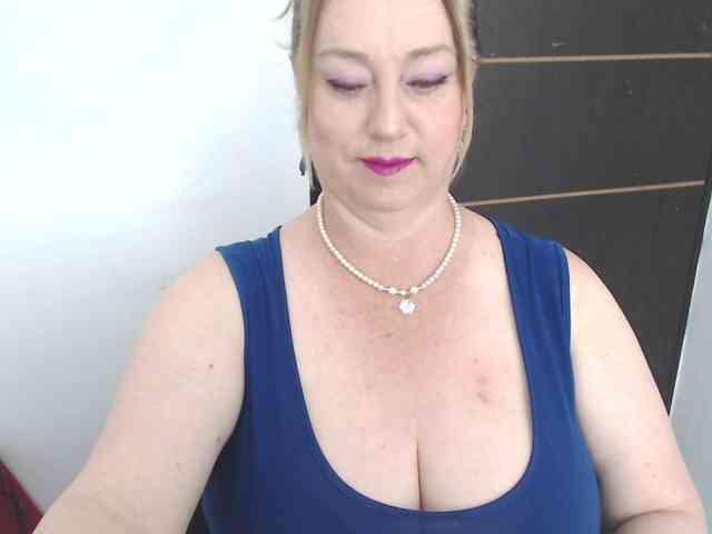 sweetsalo webcam