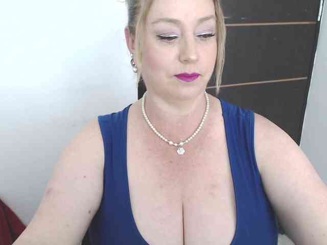 sweetsalo webcam