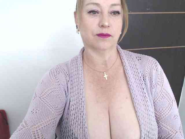 sweetsalo webcam
