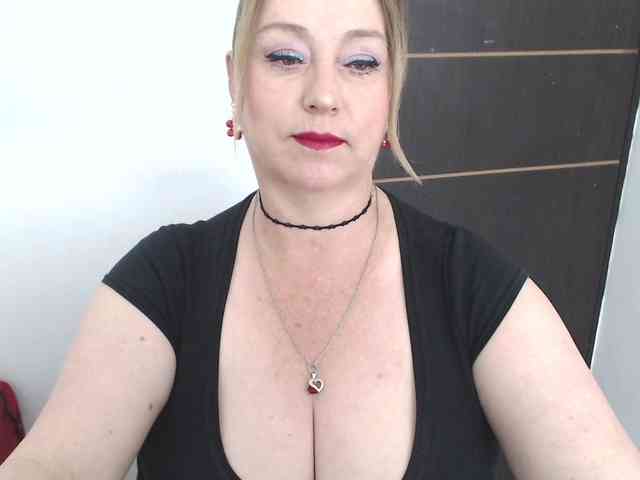 sweetsalo webcam