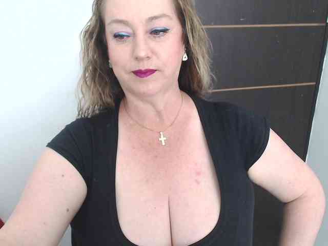 sweetsalo webcam