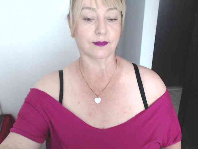 sweetsalo webcam