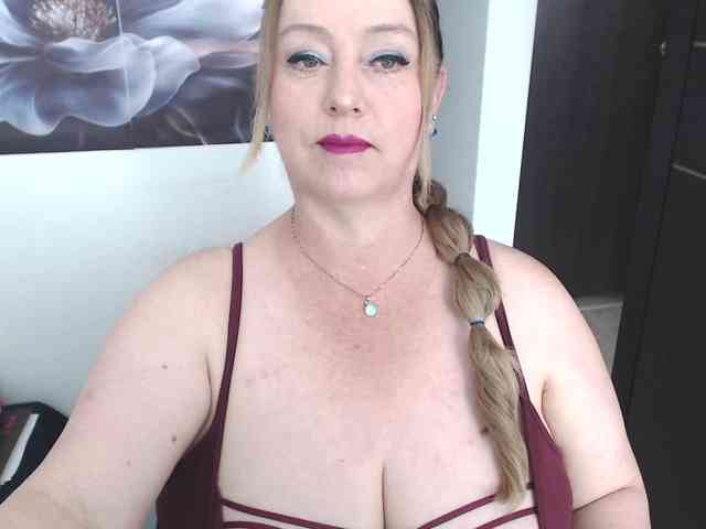 sweetsalo webcam