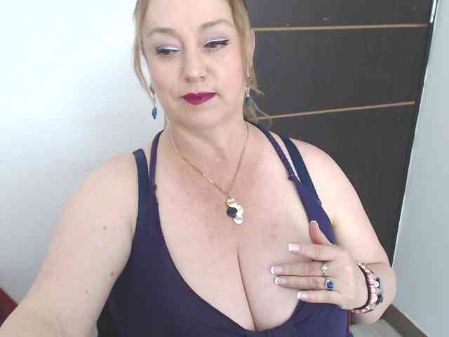 sweetsalo webcam