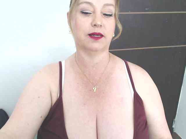 sweetsalo webcam