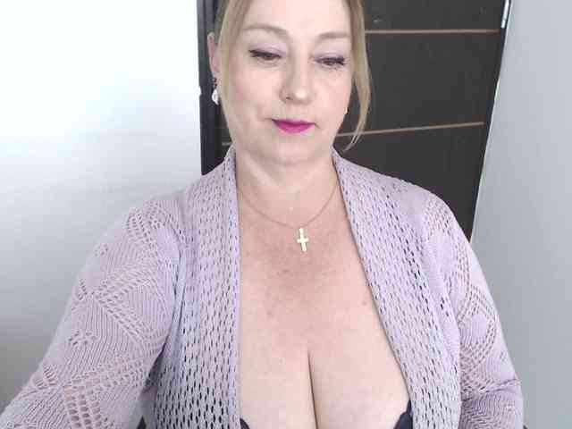 sweetsalo webcam