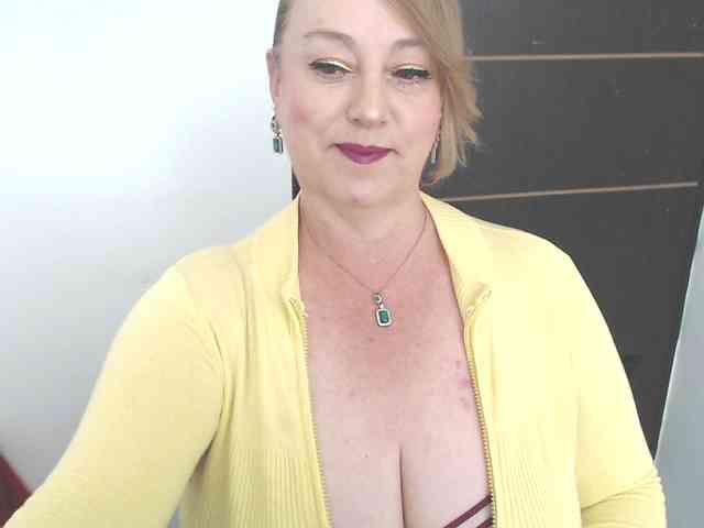 sweetsalo webcam