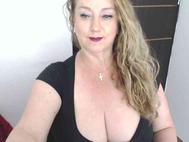 sweetsalo webcam