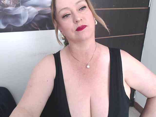 sweetsalo webcam