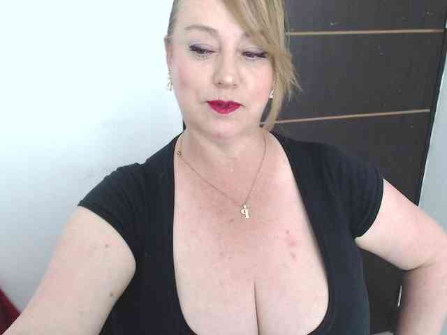 sweetsalo webcam