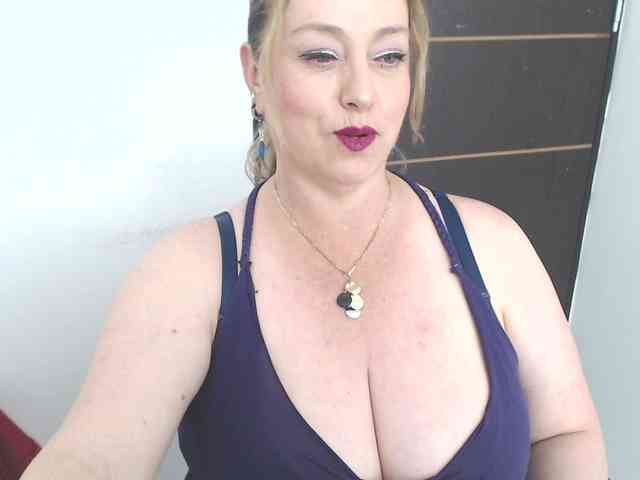sweetsalo webcam