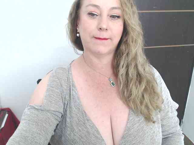 sweetsalo webcam