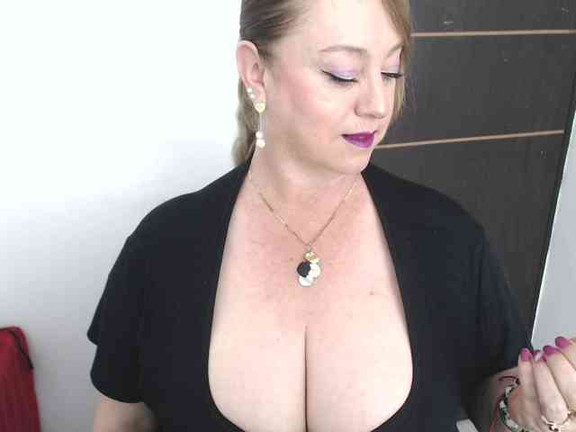 sweetsalo webcam