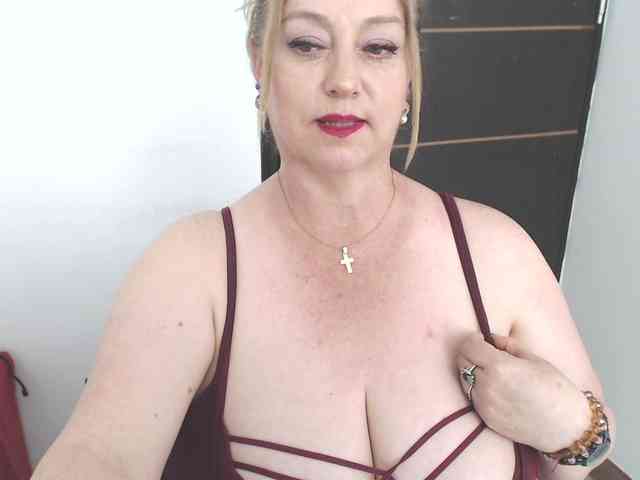 sweetsalo webcam