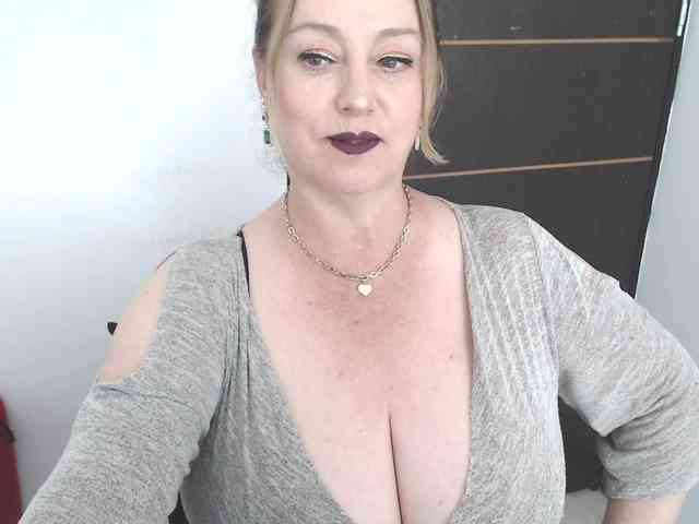sweetsalo webcam