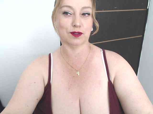 sweetsalo webcam