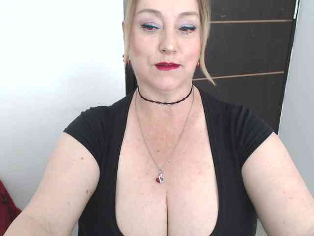 sweetsalo webcam