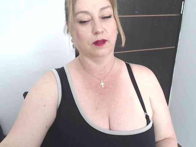 sweetsalo webcam