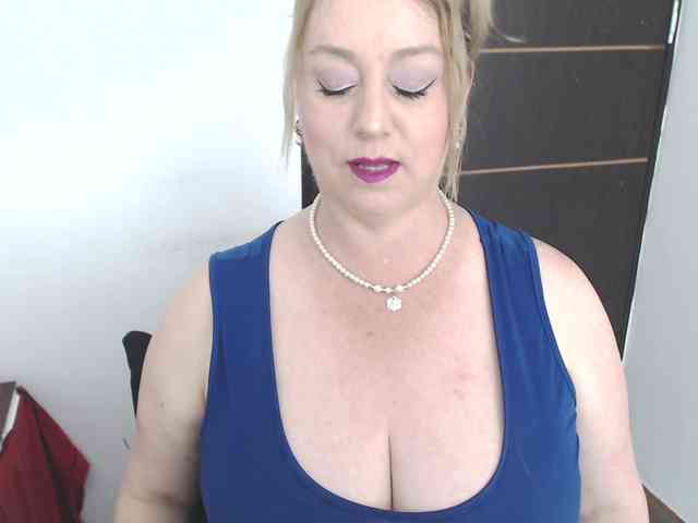 sweetsalo webcam