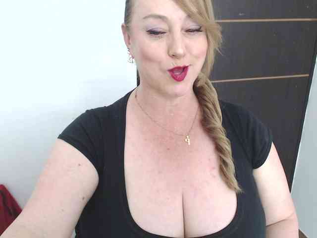 sweetsalo webcam