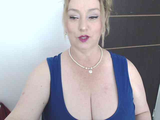 sweetsalo webcam