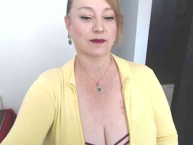 sweetsalo webcam