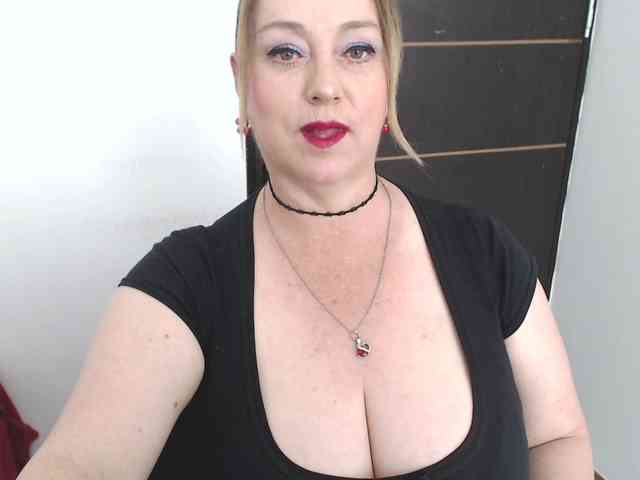 sweetsalo webcam