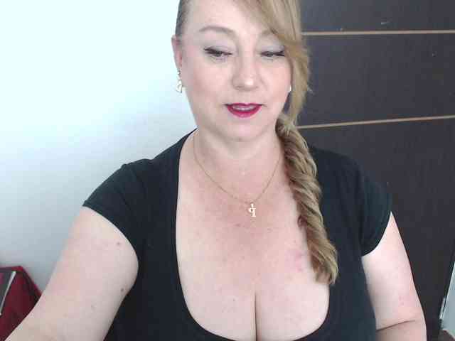 sweetsalo webcam